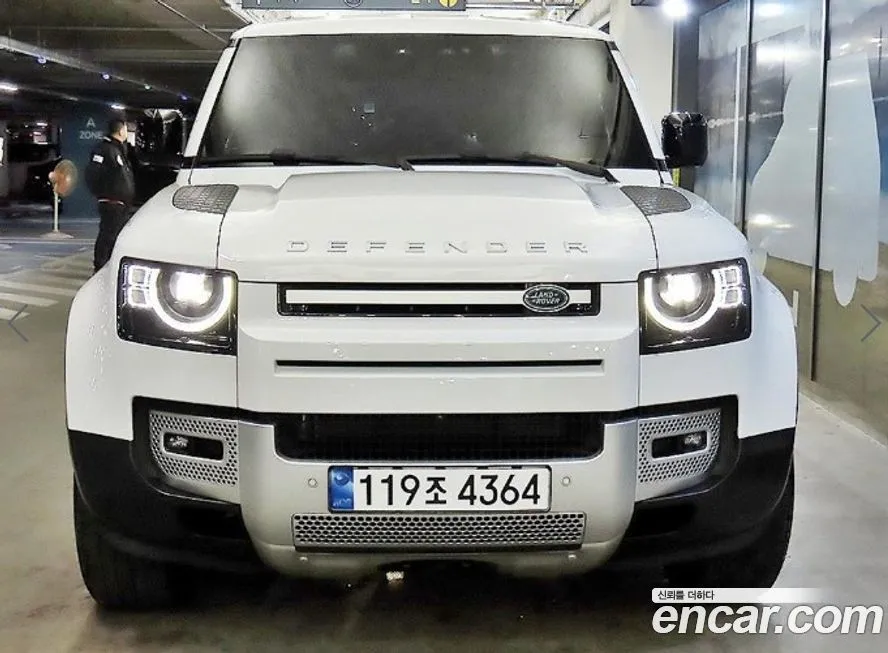 Land Rover Defender 2023 из KR, фото 2