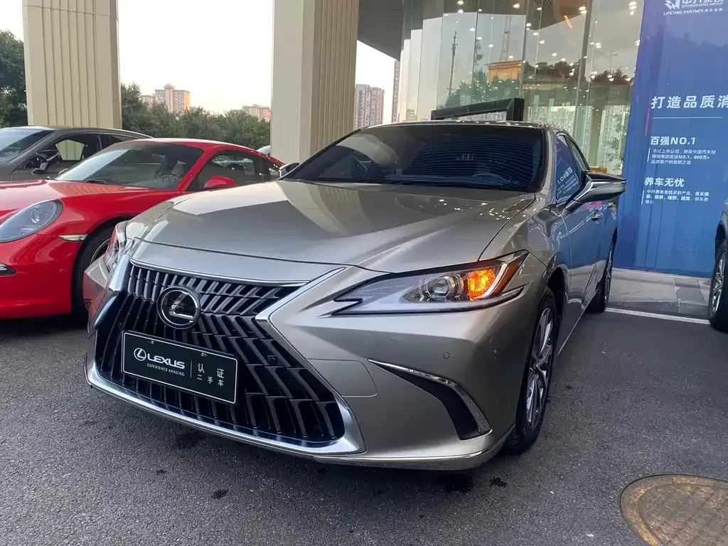 Lexus ES 2024 из CN, фото 1