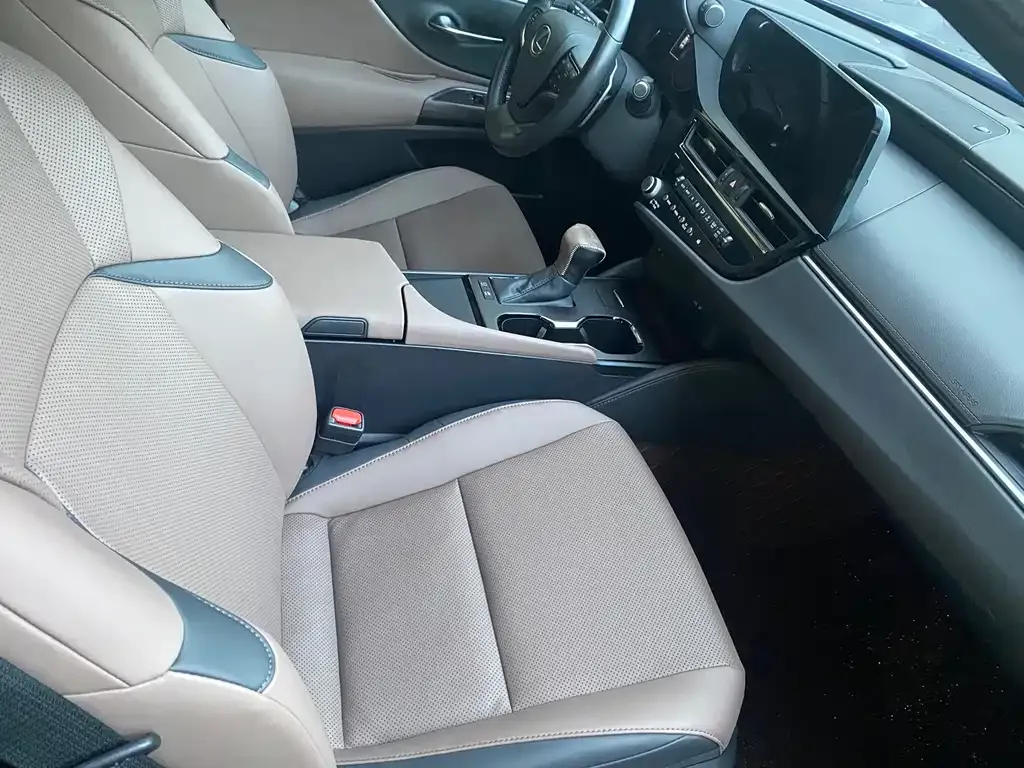 Lexus ES 2024 из CN, фото 6