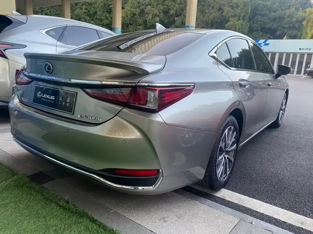Lexus ES 2024 из CN, фото 8