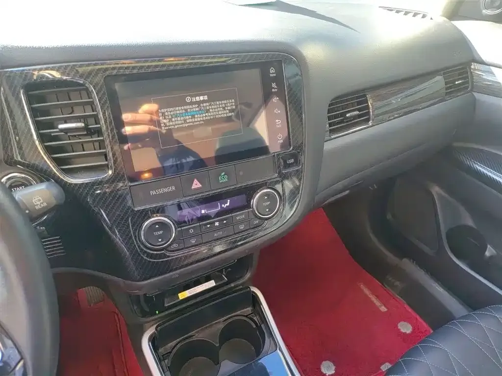 Mitsubishi Outlander 2021 из CN, фото 6