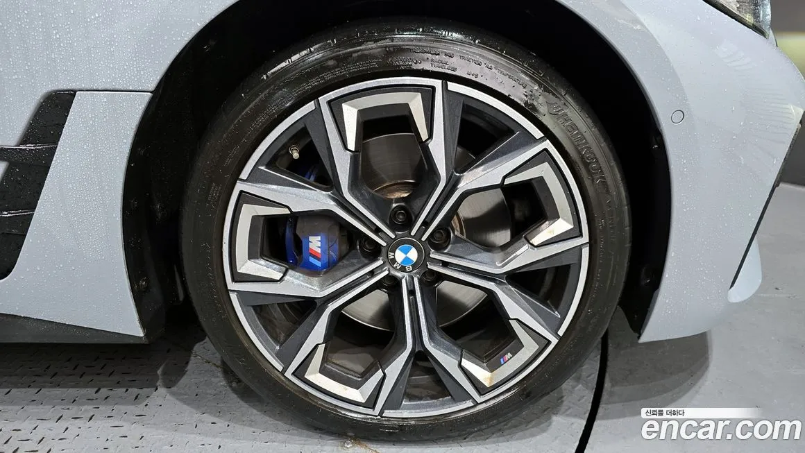 BMW 4-Series 2023 из KR, фото 5