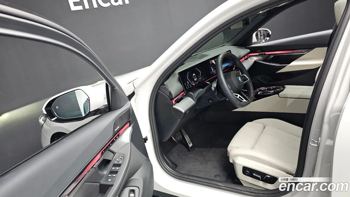 BMW 5-Series 2025 из KR, фото 10