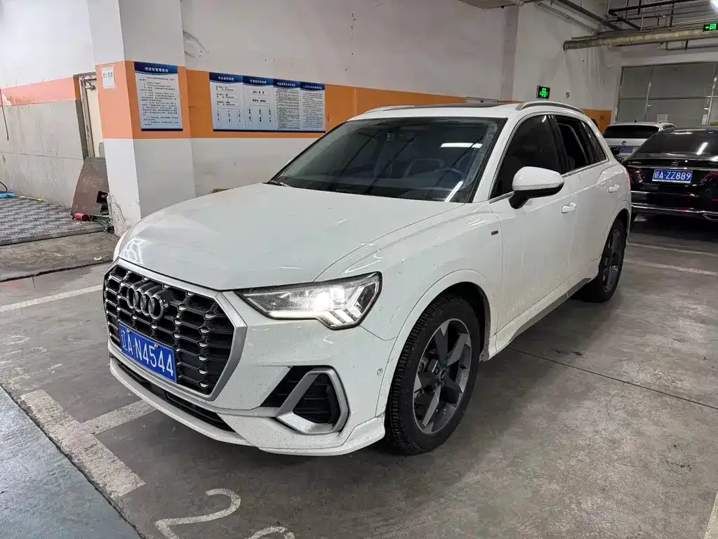 Audi Q3 2022 из CN, фото 1