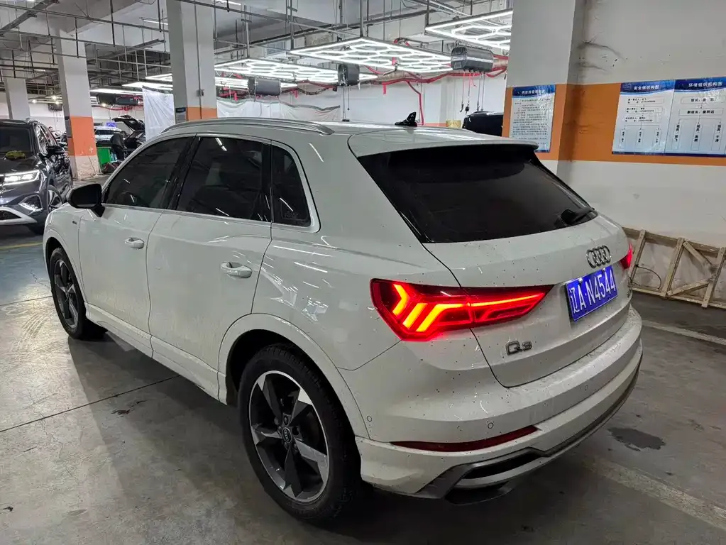 Audi Q3 2022 из CN, фото 7