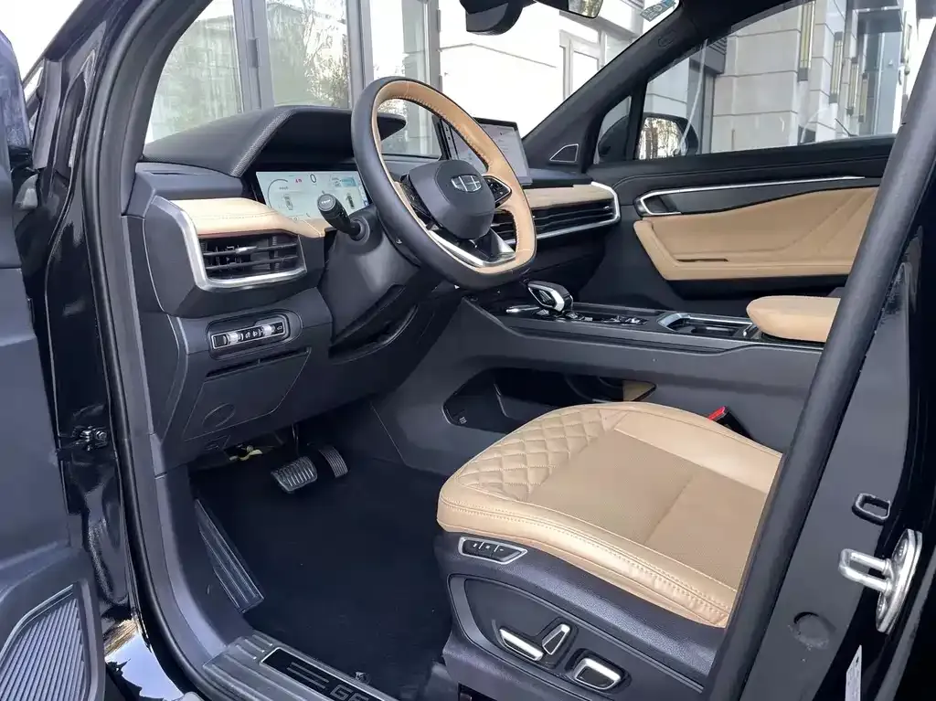 Geely Haoyue L 2023 из CN, фото 4