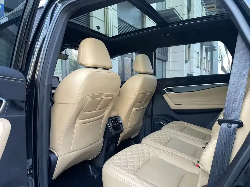Geely Haoyue L 2023 из CN, фото 5