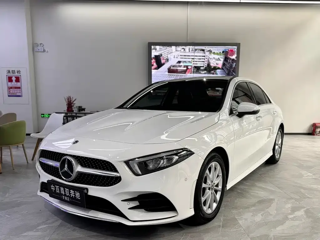 Mercedes-Benz A-Class 2023 из CN, фото 1