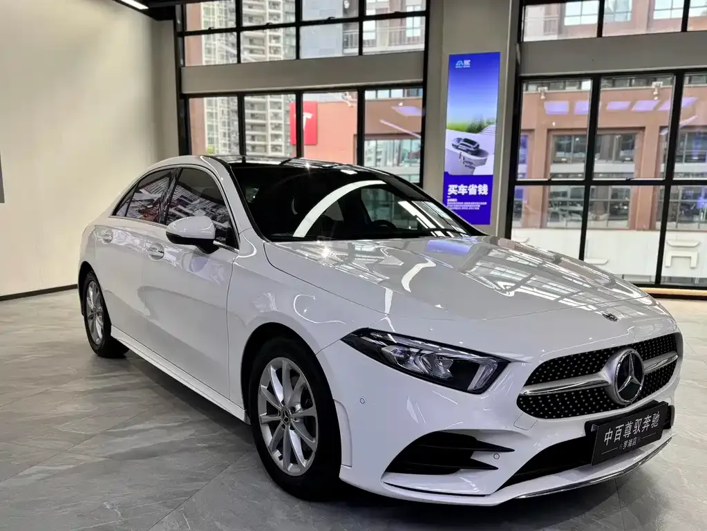 Mercedes-Benz A-Class 2023 из CN, фото 3