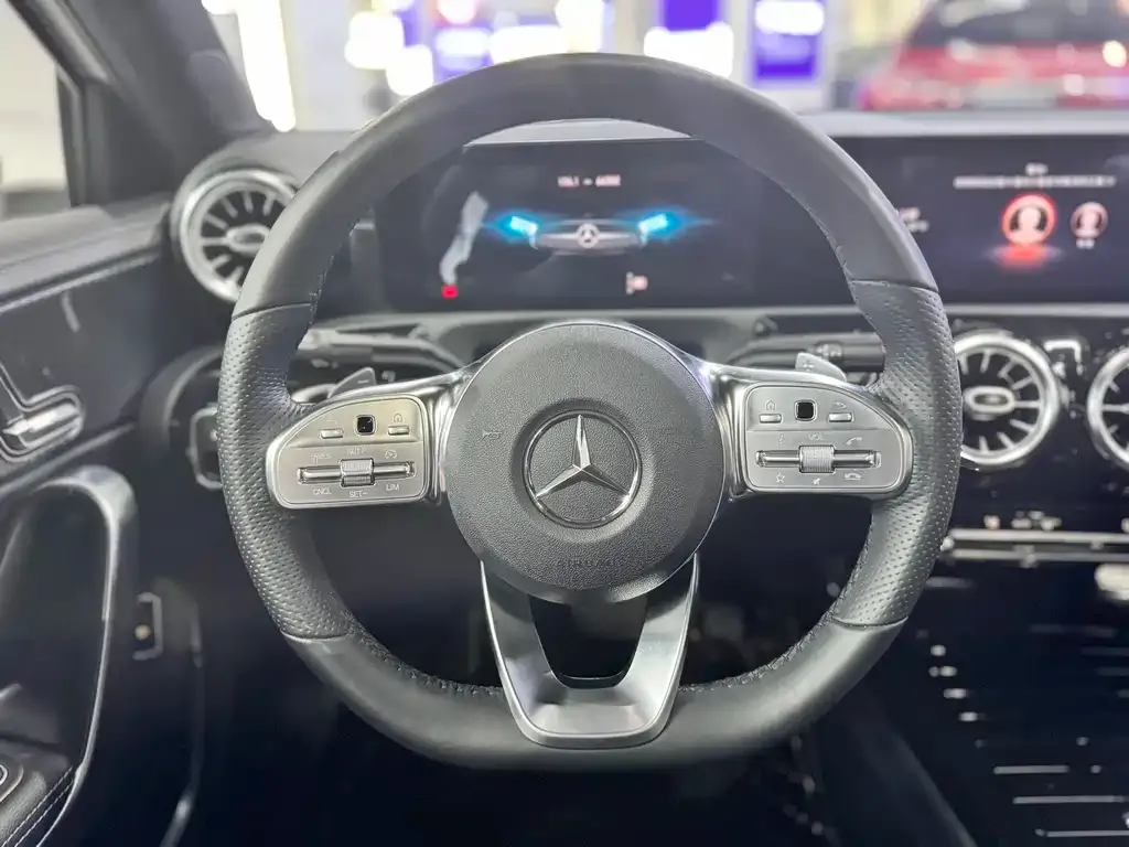 Mercedes-Benz A-Class 2023 из CN, фото 7