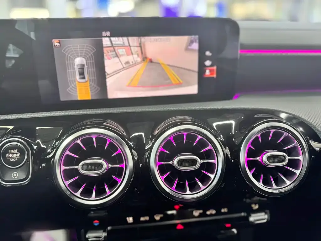 Mercedes-Benz A-Class 2023 из CN, фото 8
