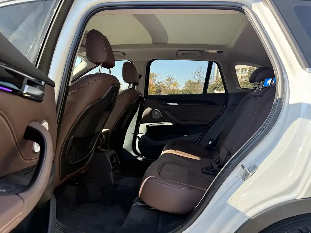 BMW X1 2022 из CN, фото 6
