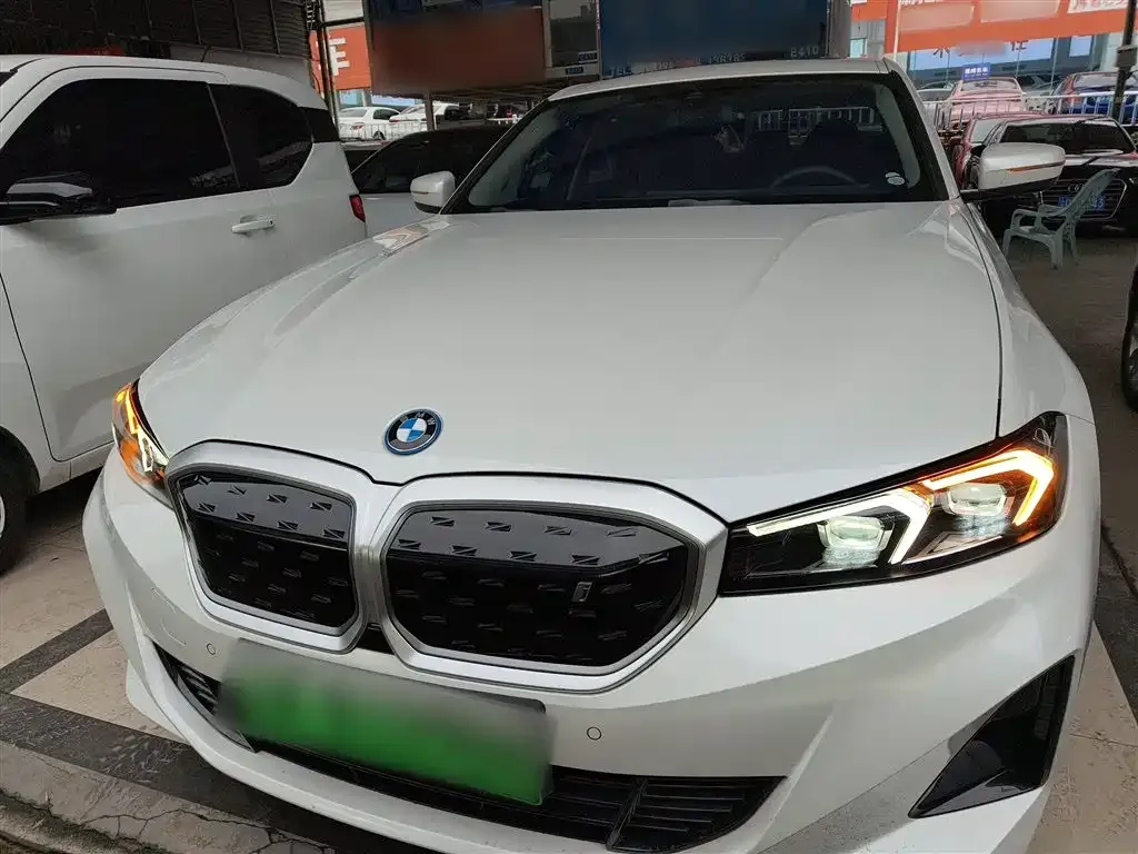 BMW i3 2024 из CN, фото 3