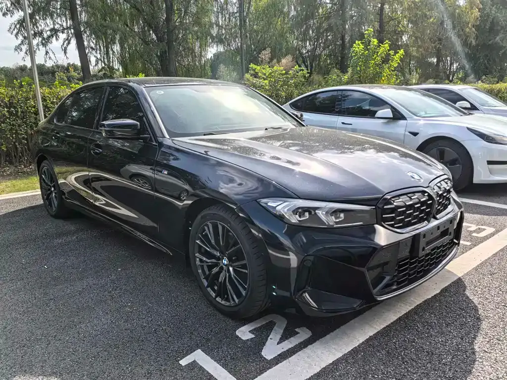 BMW 3 Series 2024 из CN, фото 2