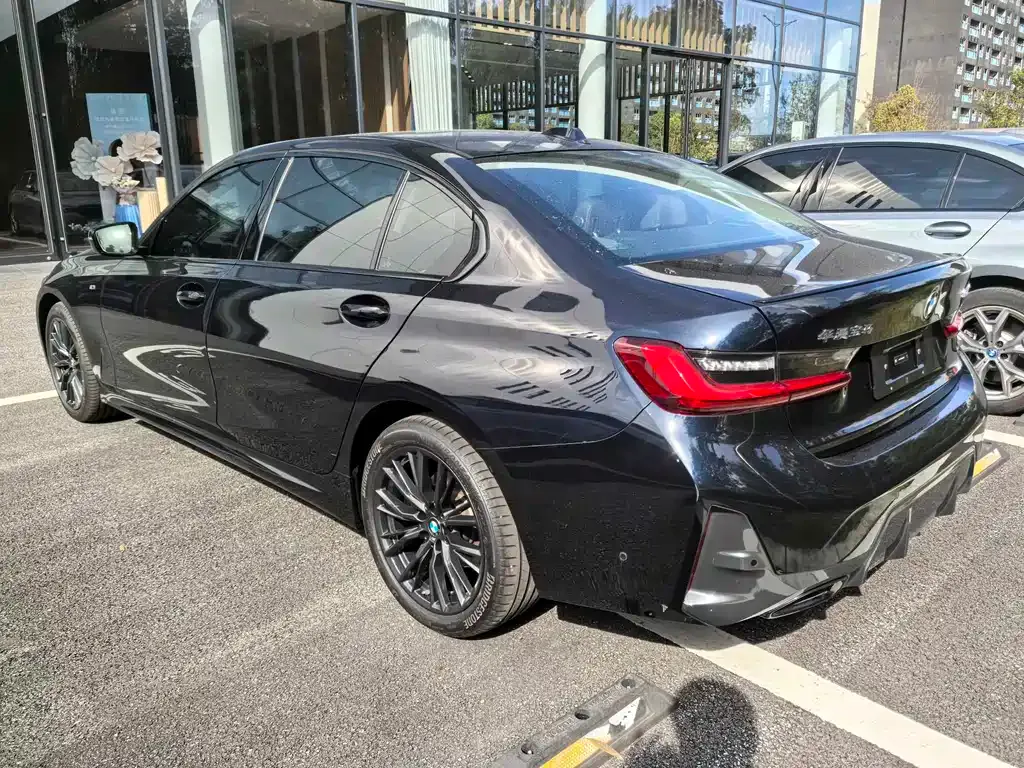 BMW 3 Series 2024 из CN, фото 4
