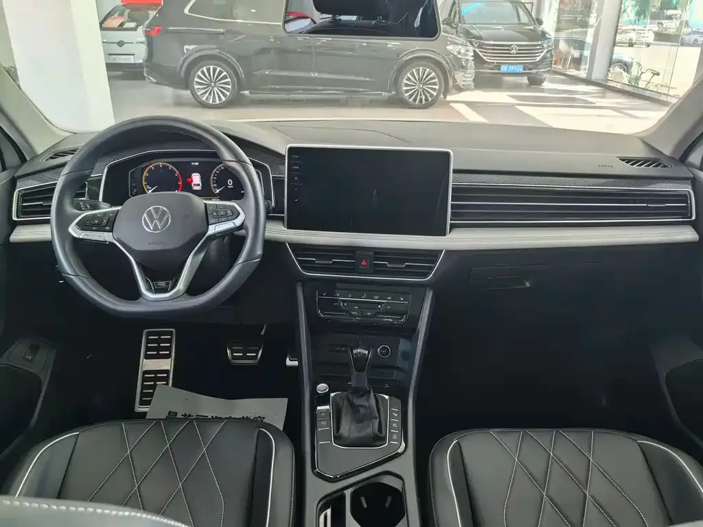 Volkswagen Tiguan L 2024 из CN, фото 5