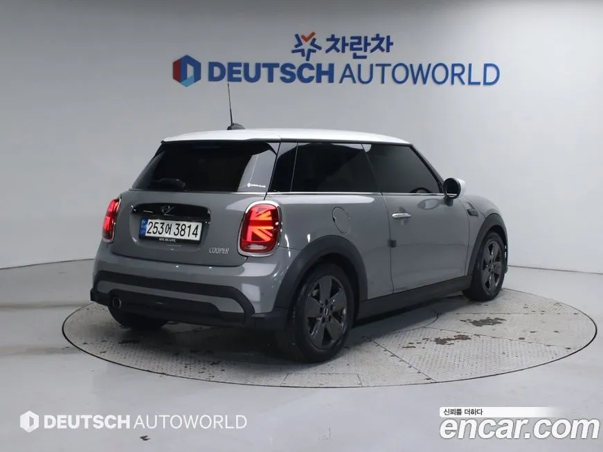 Mini Cooper 2022 из KR, фото 2