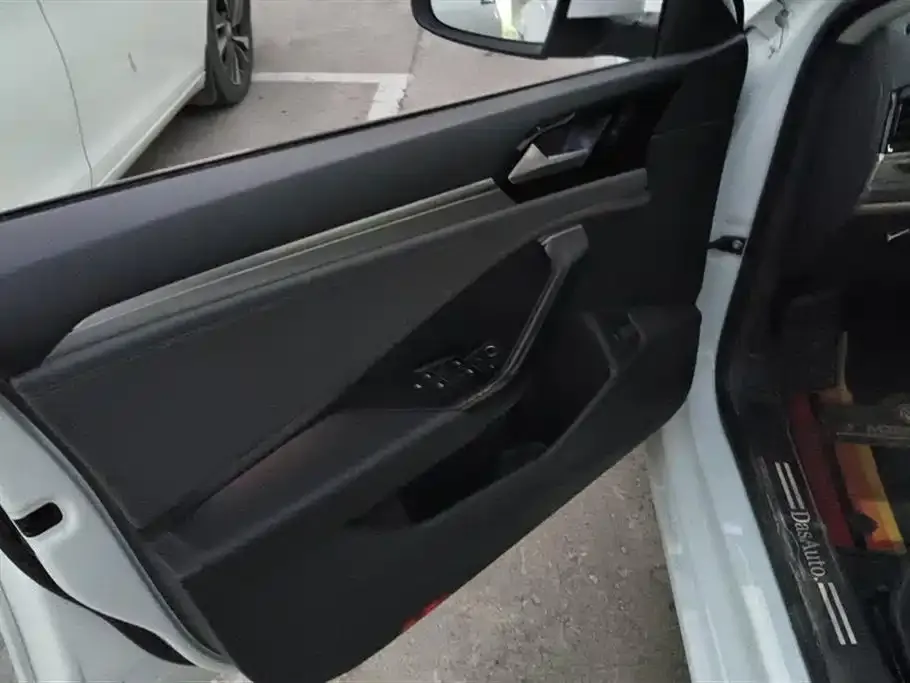 Volkswagen Sagitar 2021 из CN, фото 7