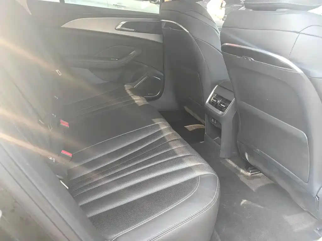 Hongqi H5 2023 из CN, фото 9