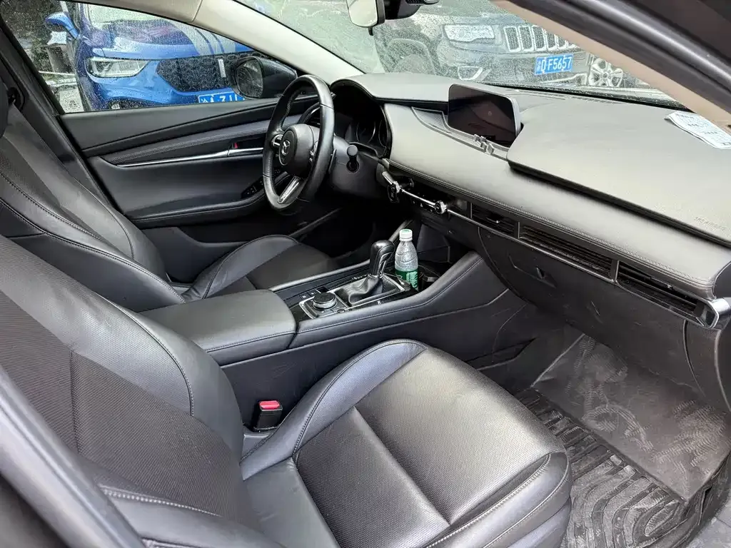 Mazda 3 Axela 2022 из CN, фото 8
