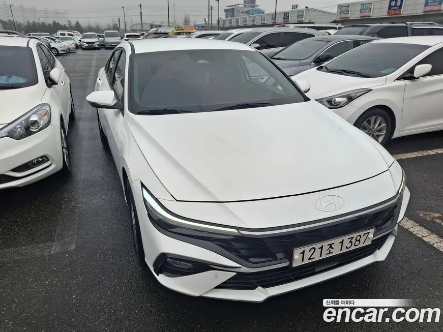Hyundai AVANTE — фото 2
