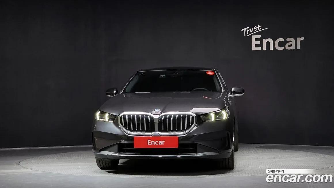 BMW 5-Series 2024 из KR, фото 3