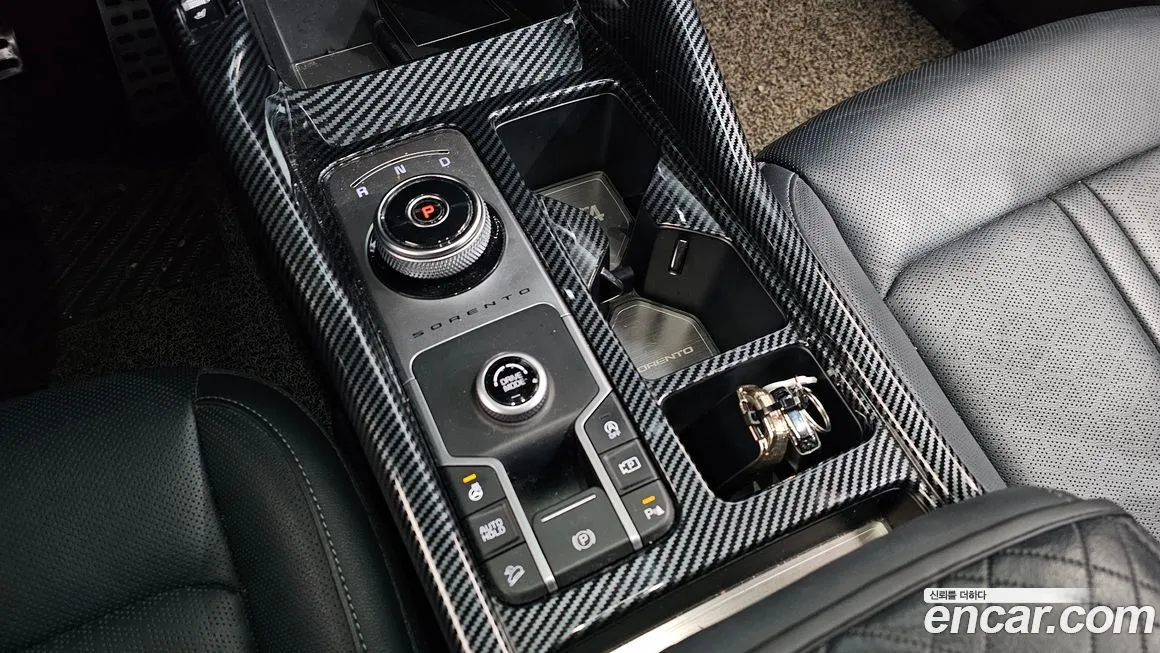 Kia Sorento — фото 9