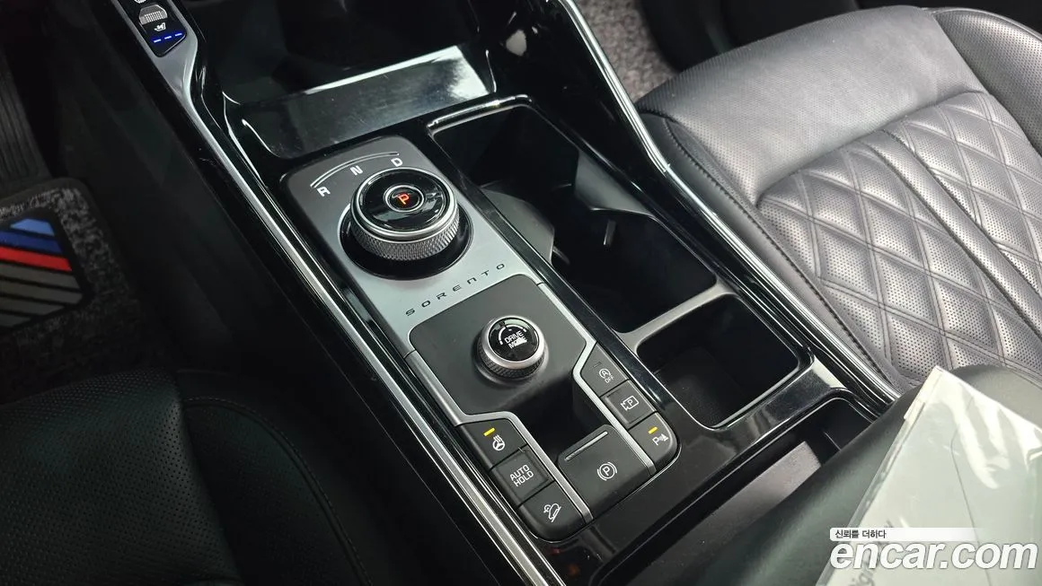 Kia Sorento — фото 9