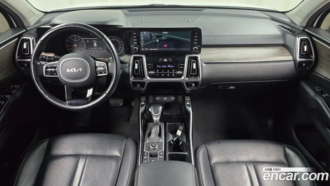 Kia Sorento — фото 7