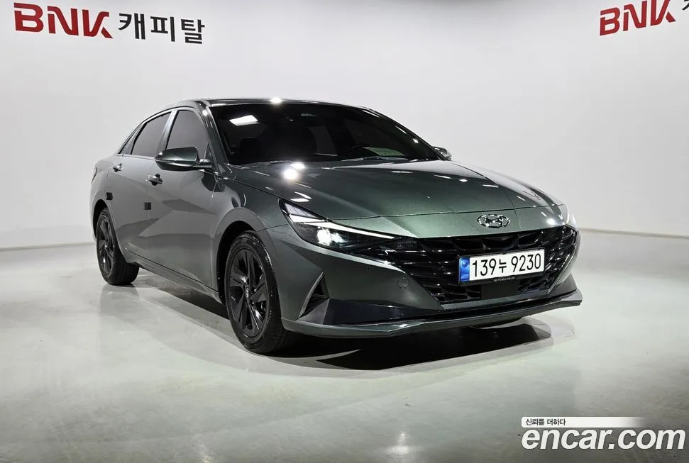 Hyundai AVANTE — фото 3