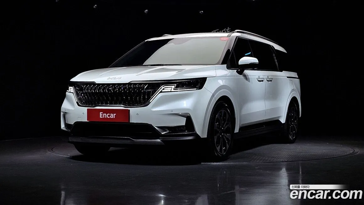 Kia Carnival 2023 из KR, фото 1
