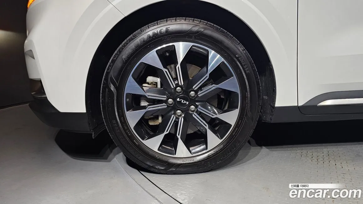 Kia Carnival 2023 из KR, фото 5