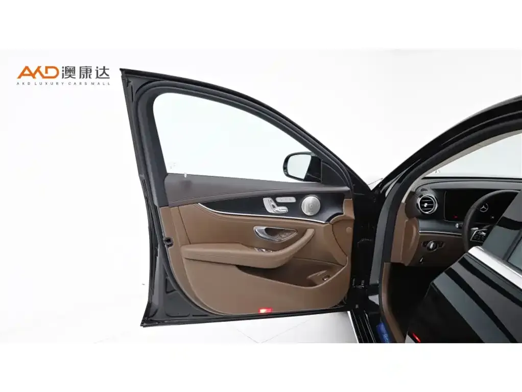 Mercedes-Benz E-Class 2023 из CN, фото 10