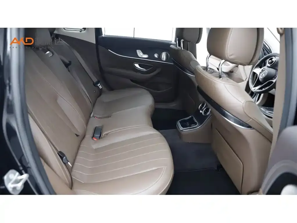 Mercedes-Benz E-Class 2023 из CN, фото 8