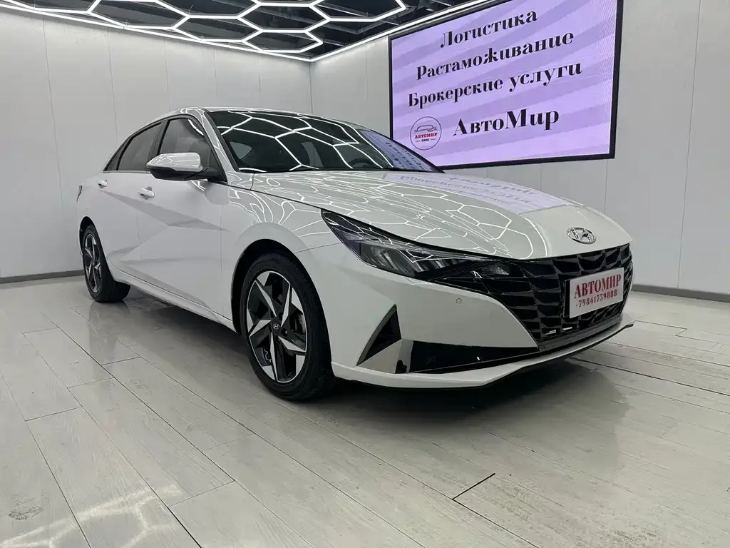 Hyundai Elantra 2022 из CN, фото 3