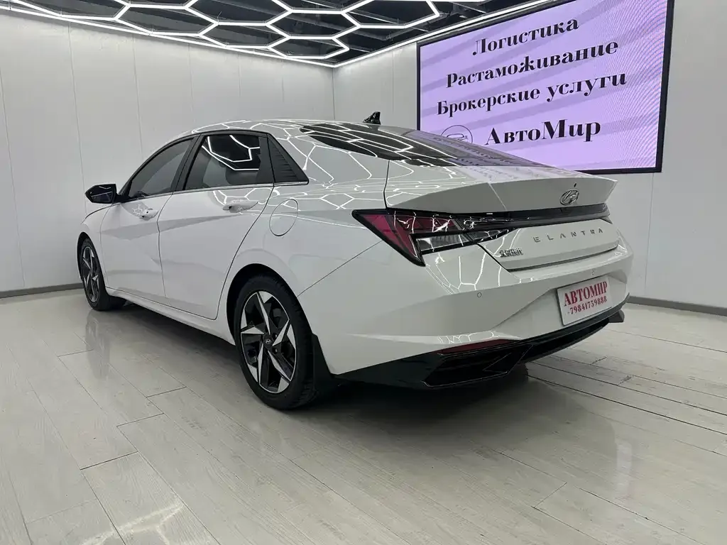 Hyundai Elantra 2022 из CN, фото 8