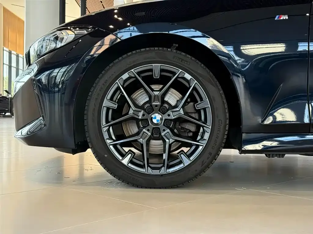 BMW 3 Series 2024 из CN, фото 8
