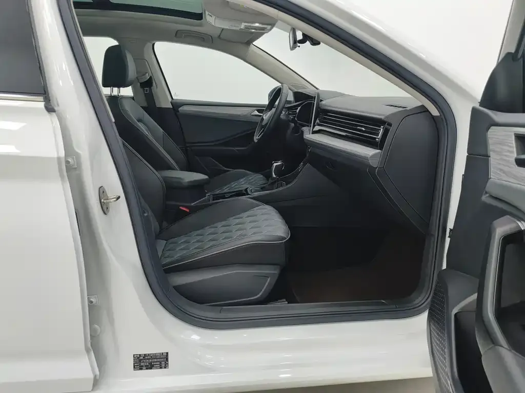 Volkswagen Sagitar 2023 из CN, фото 10