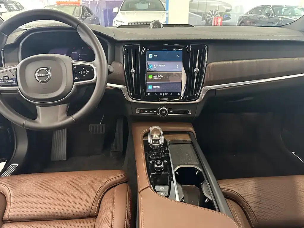 Volvo S90 2024 из CN, фото 6