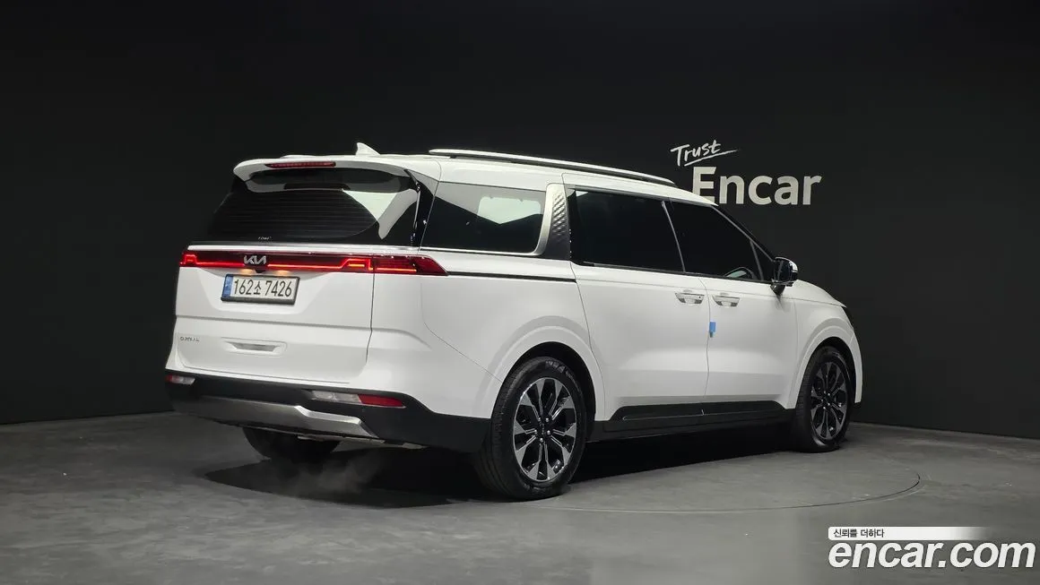Kia Carnival 2023 из KR, фото 2