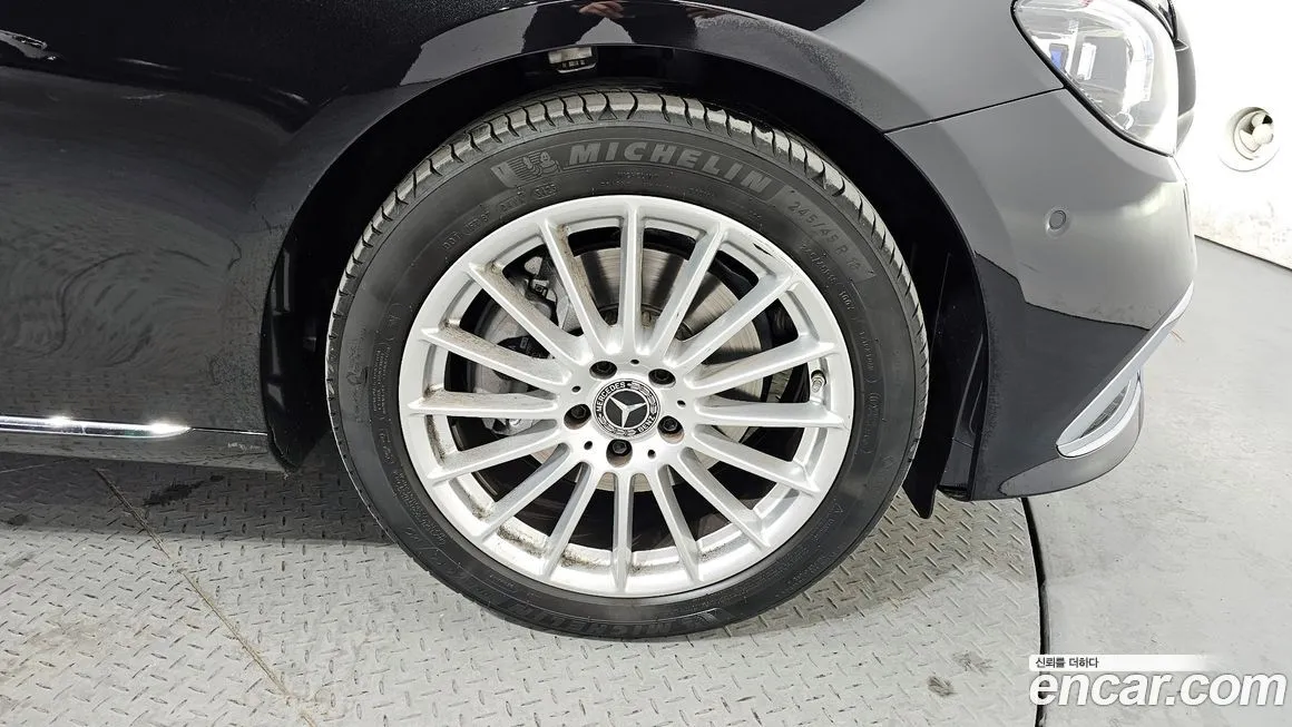 Mercedes-Benz E-Class 2023 из KR, фото 5