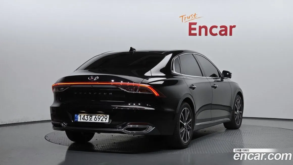Hyundai Grandeur 2022 из KR, фото 2