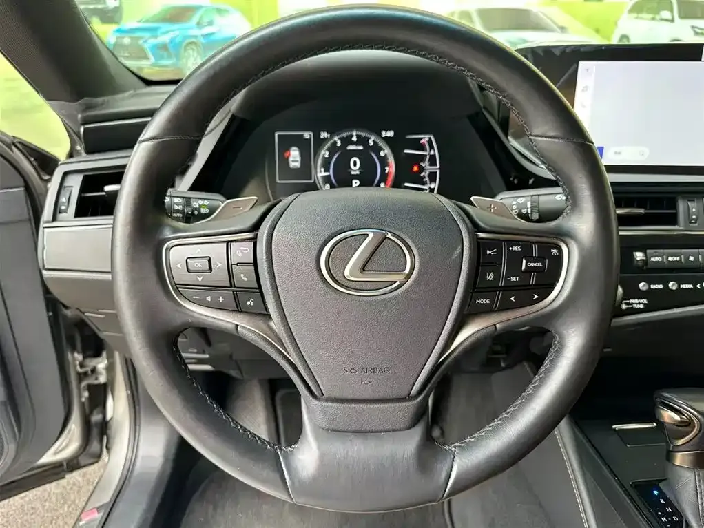 Lexus ES 2024 из CN, фото 8