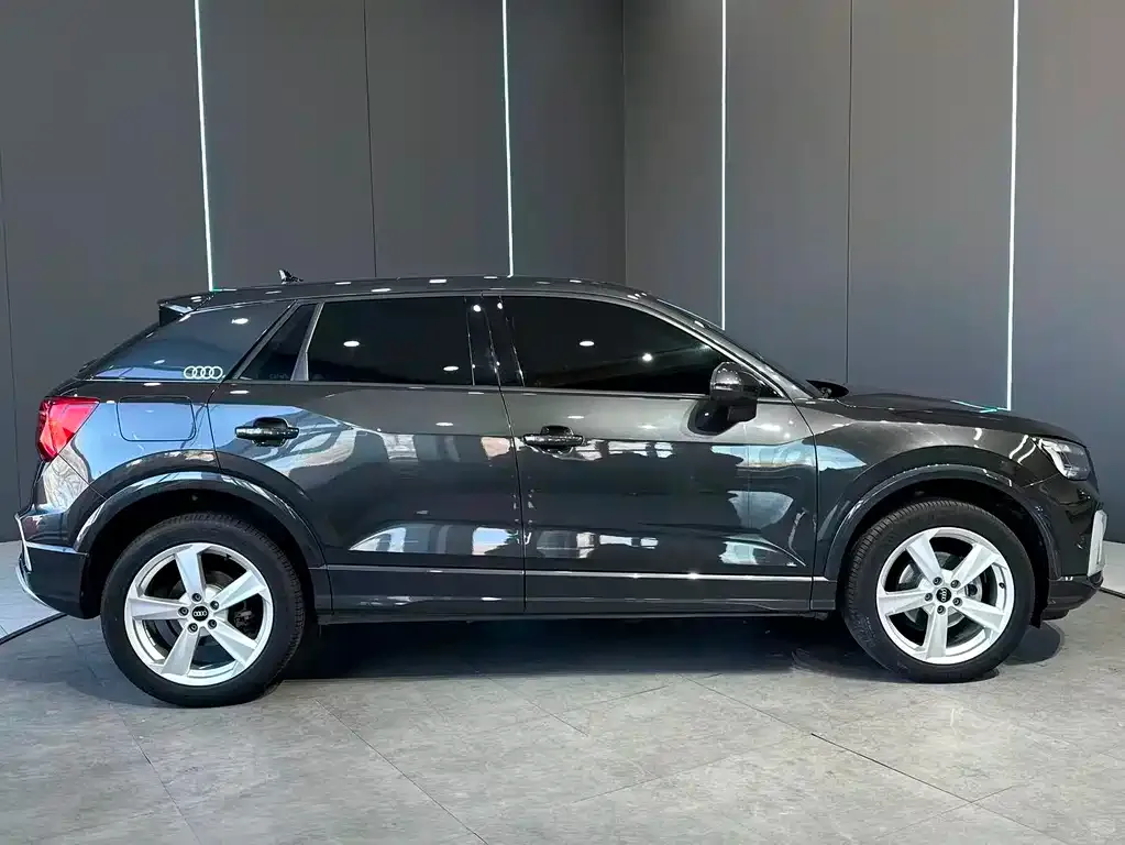 Audi Q2L 2022 из CN, фото 5