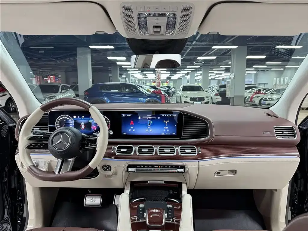 Mercedes-Benz GLS 2024 из CN, фото 4
