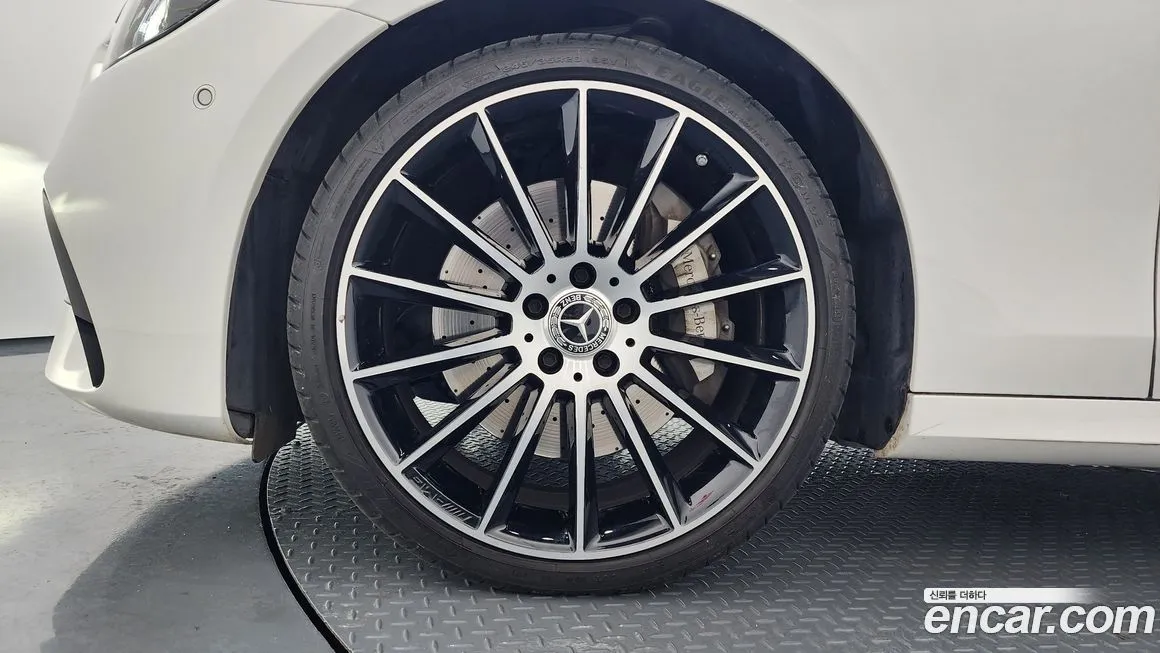 Mercedes-Benz E-Class 2023 из KR, фото 5