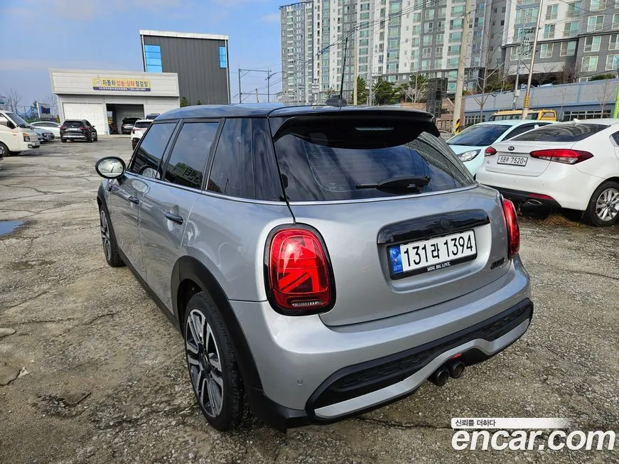 Mini Cooper 2024 из KR, фото 4