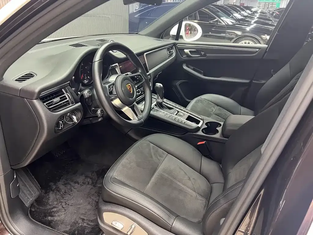Porsche Macan 2021 из CN, фото 10