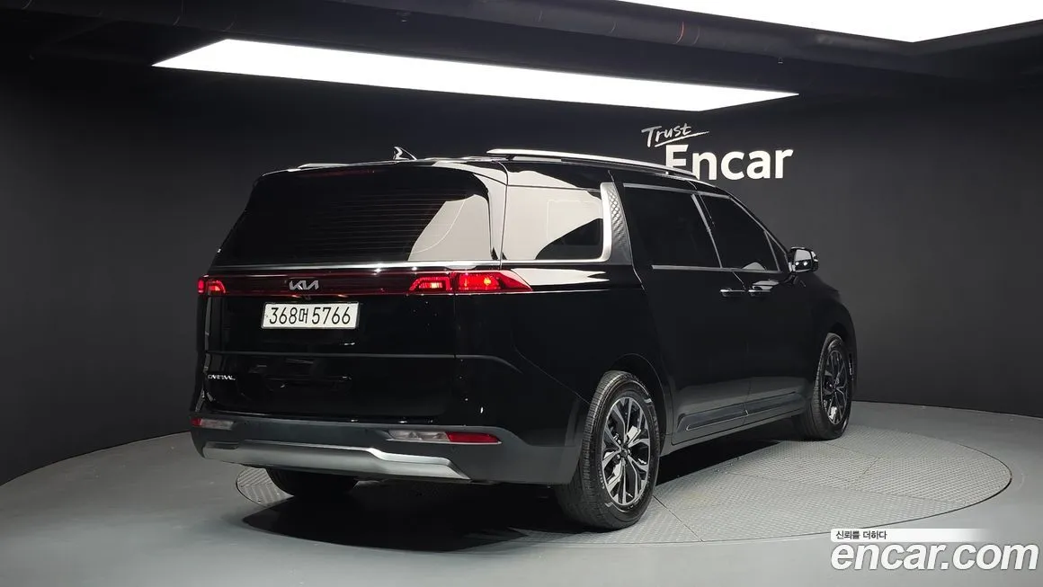 Kia Carnival 2023 из KR, фото 2