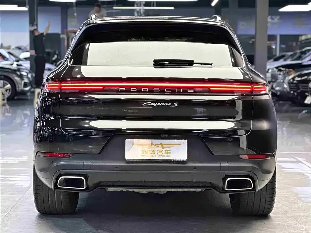 Porsche Cayenne 2024 из CN, фото 3